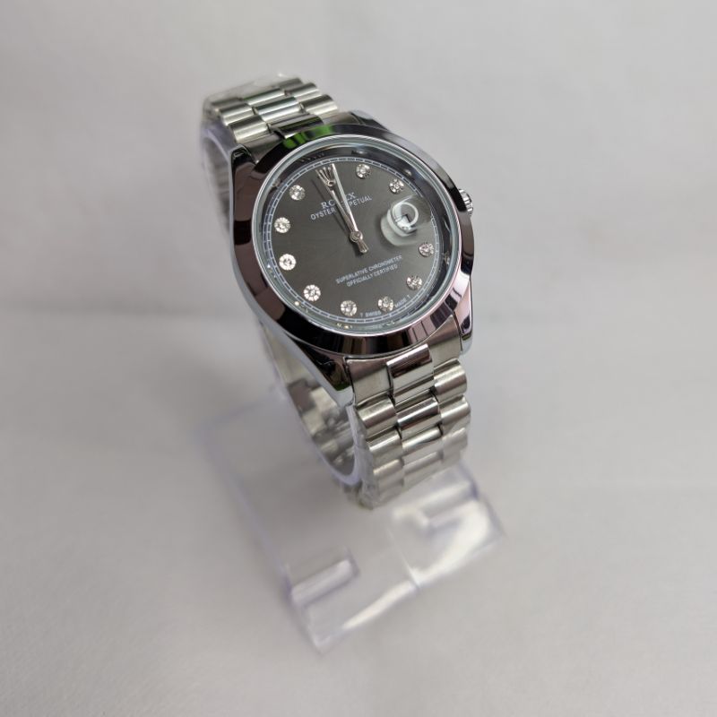Classic silver chain watch for men with black dial