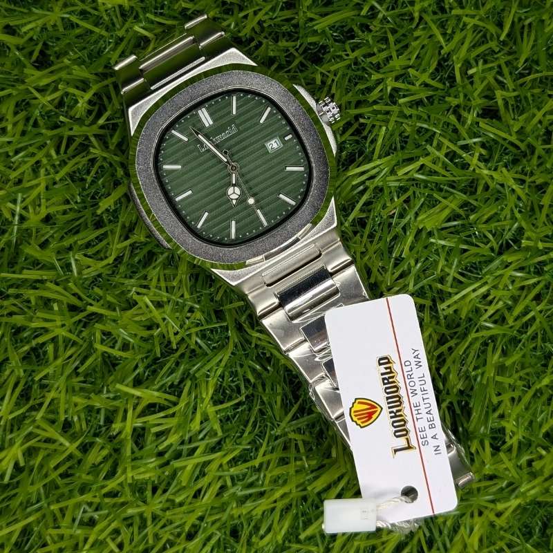 LookWorld Green Dial Watch with Silver Chain - Image 3
