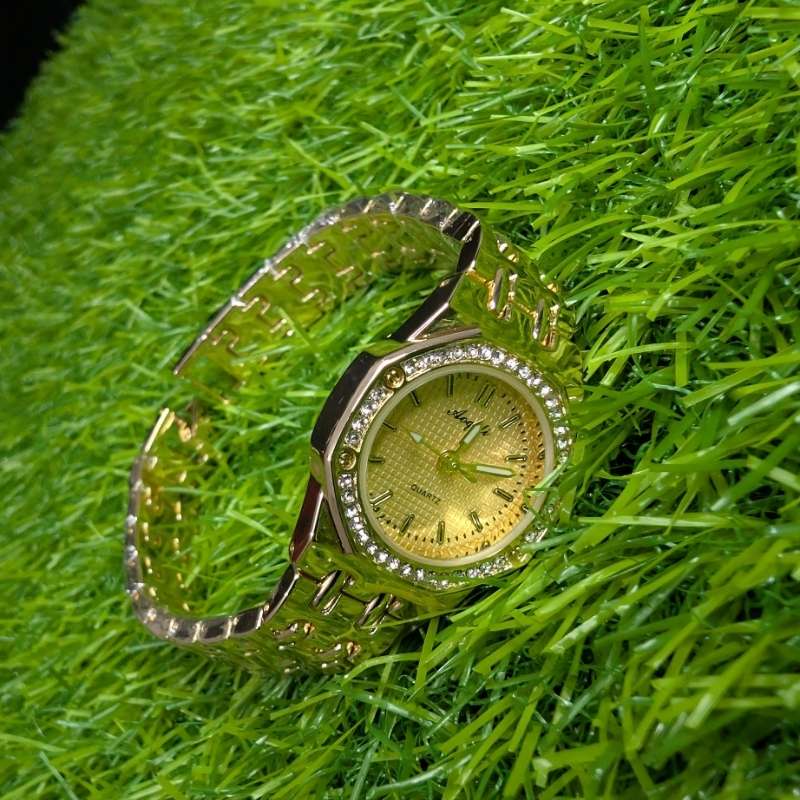 Gold Chain Watch Aogili with Gold Octagonal Dial - Image 3