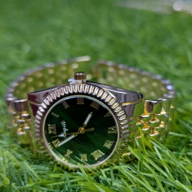 Golden Chain Aogili Watch with Green Round Dial - Image 3