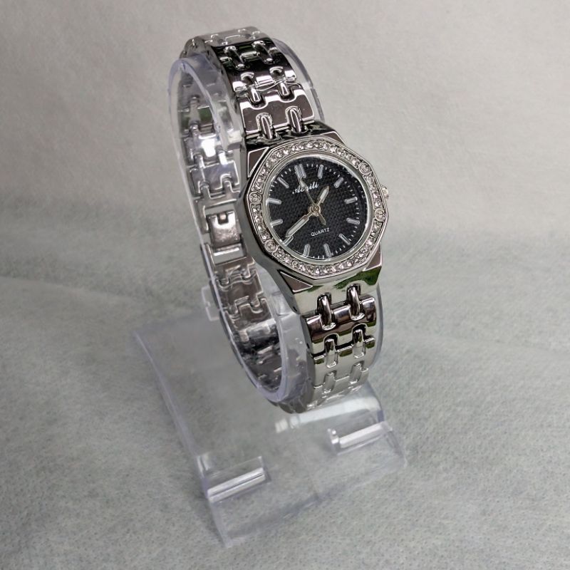 Aogili Silver Chain Watch with White Gold Octagonal Dial