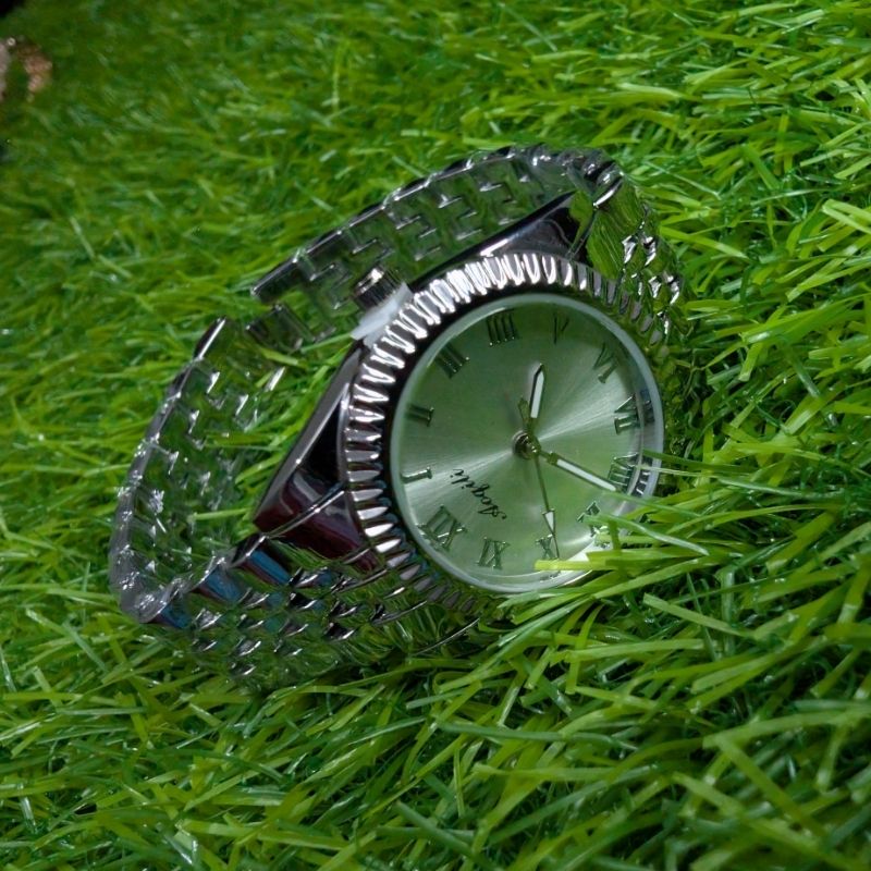 Silver Chain Aogili Watch with White Round Dial - Image 3