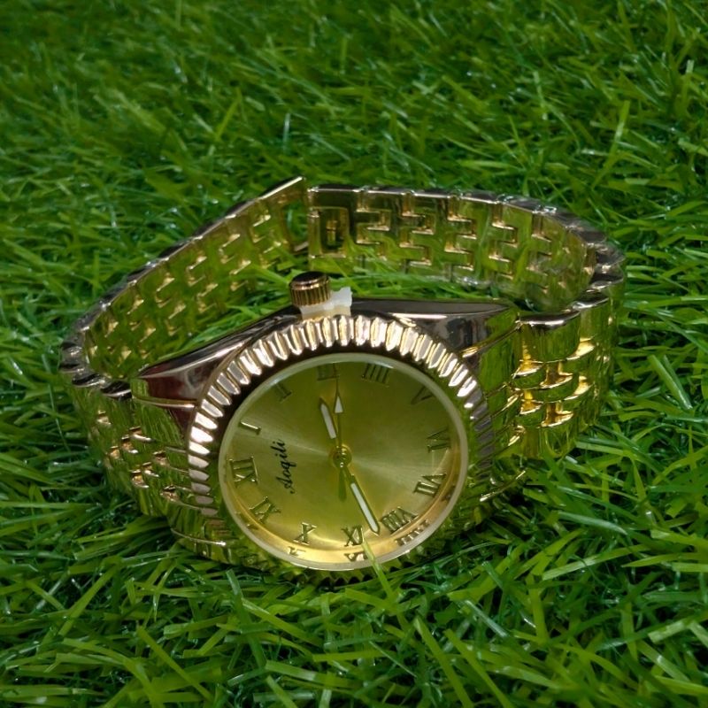 Golden Chain Aogili Watch with Golden Round Dial - Image 3