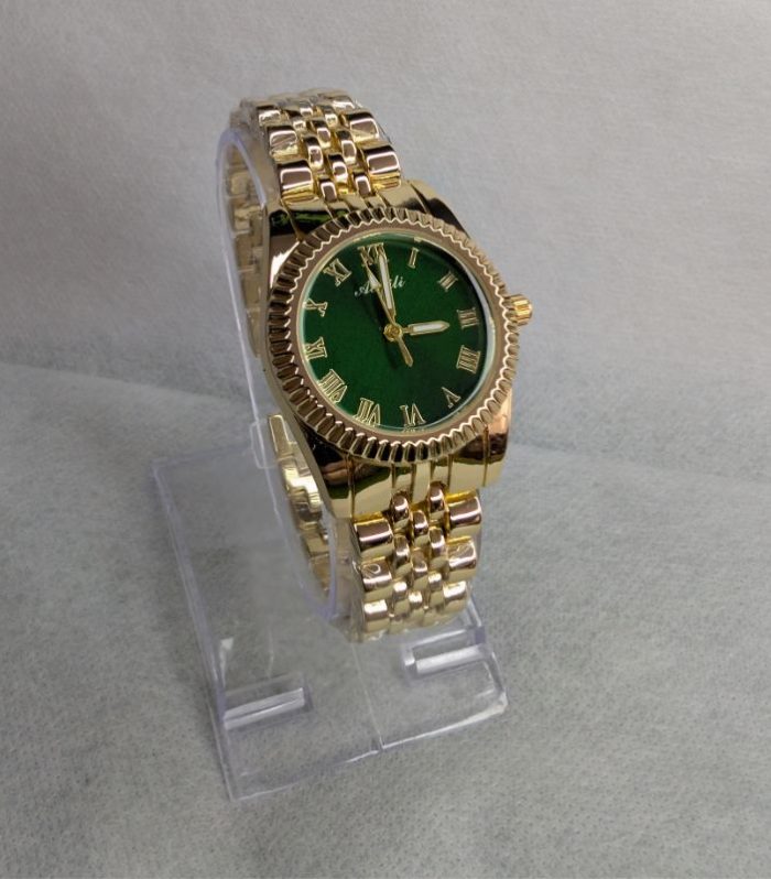Golden Chain Aogili Watch with Green Round Dial